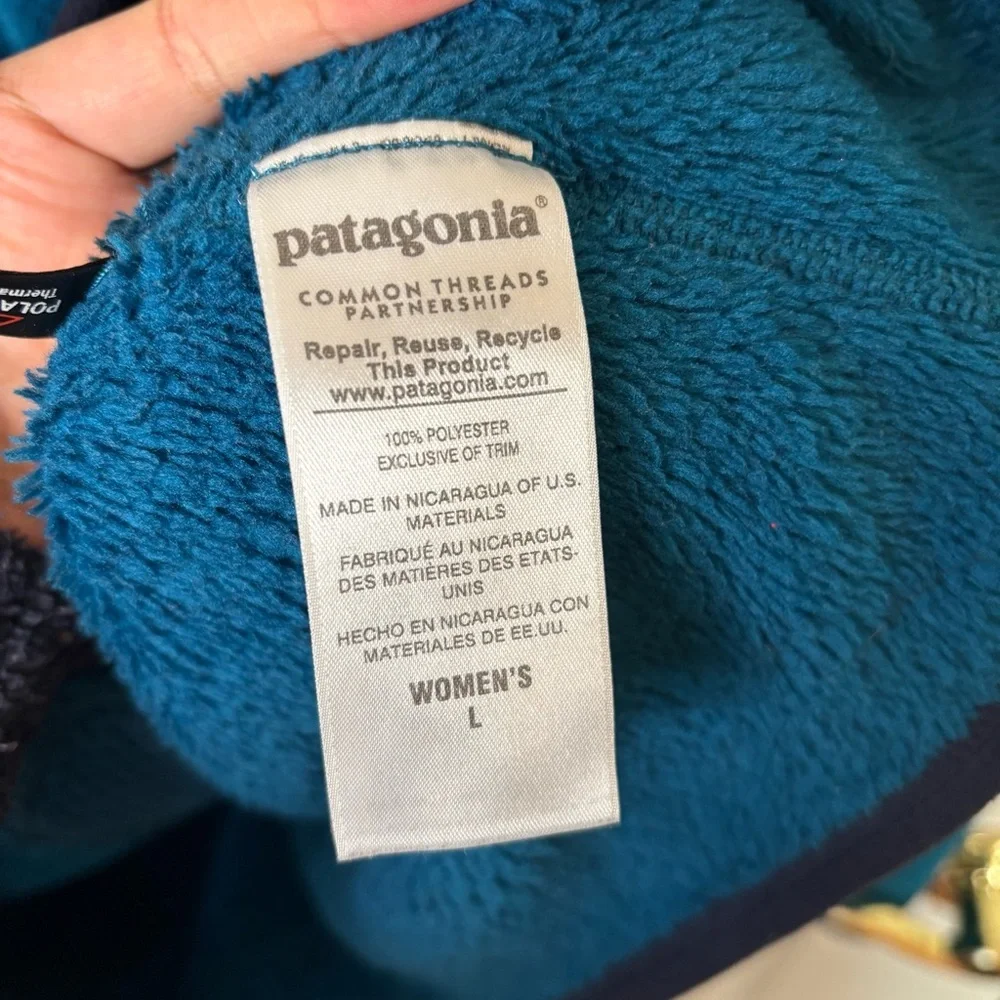 Patagonia Polartec Re-Tool Synchilla Snap T Fleece Pullover
Blue Teal Large - Picture 8 of 10
